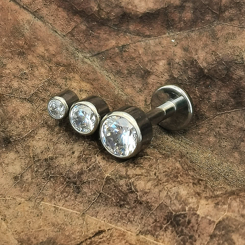 LABRET T056 Piercing