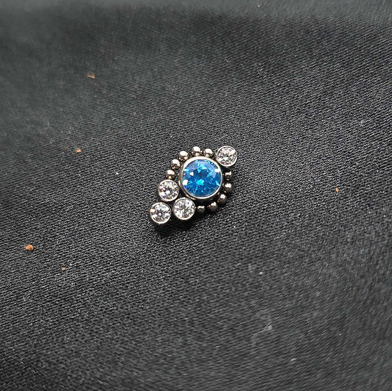 LABRET T093 Piercing