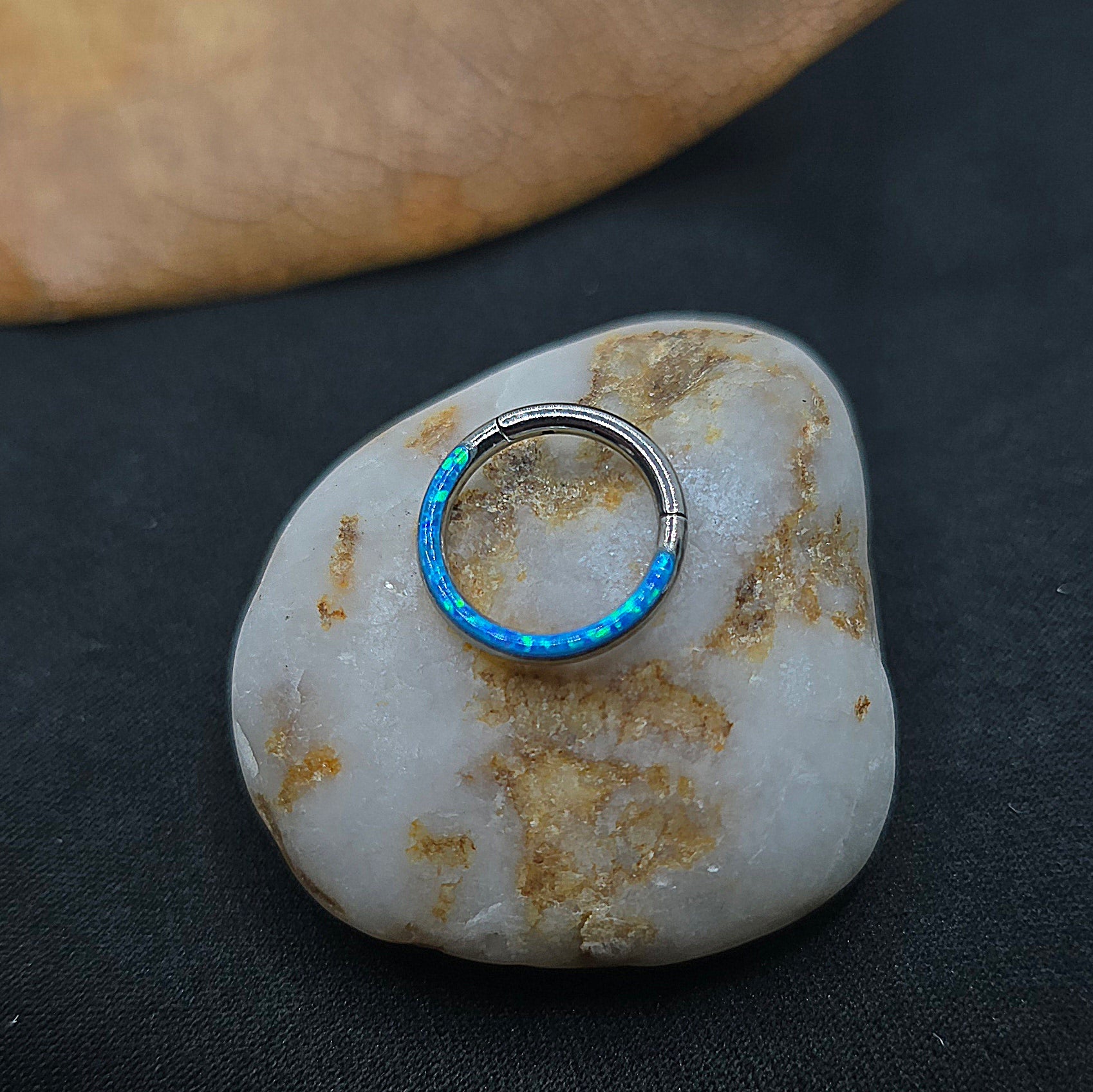 Ring T369