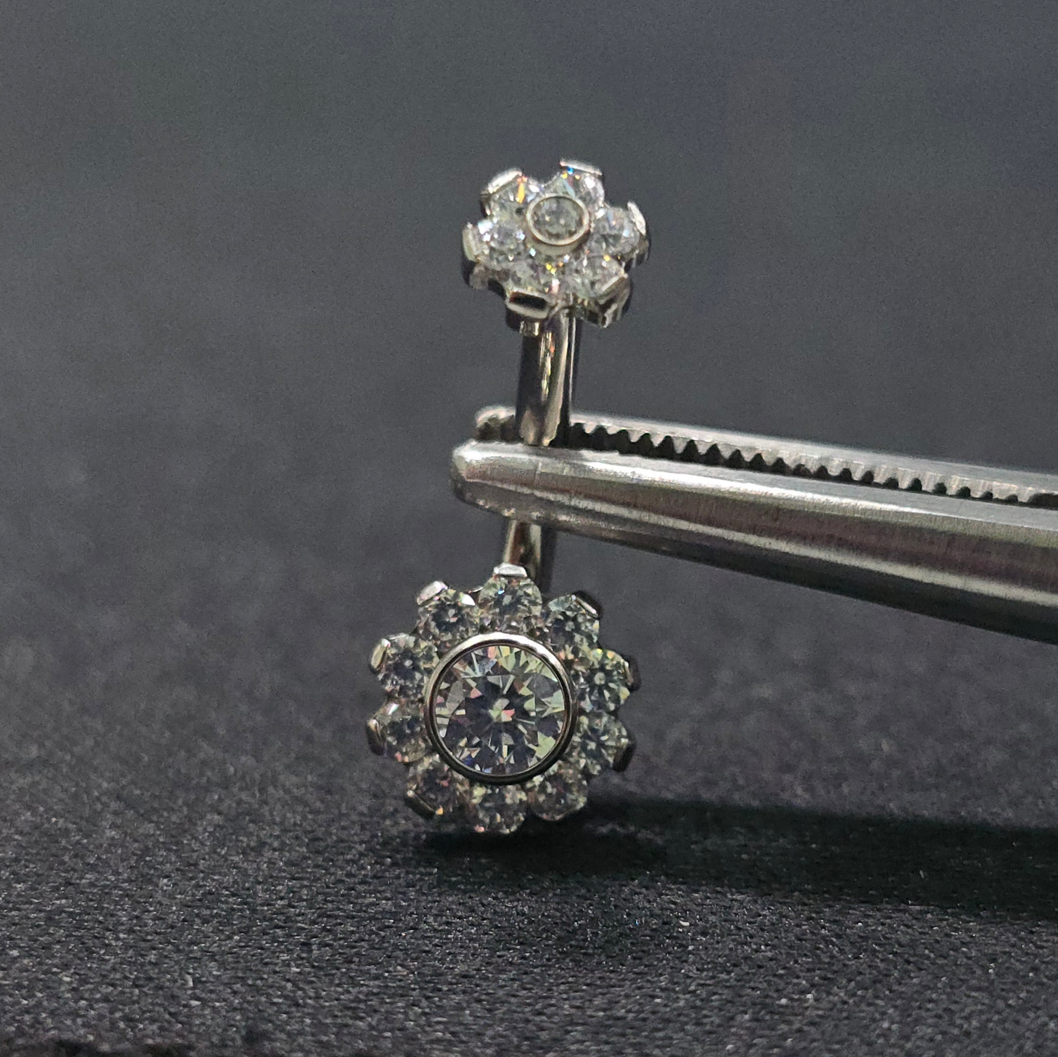 Navel Flower