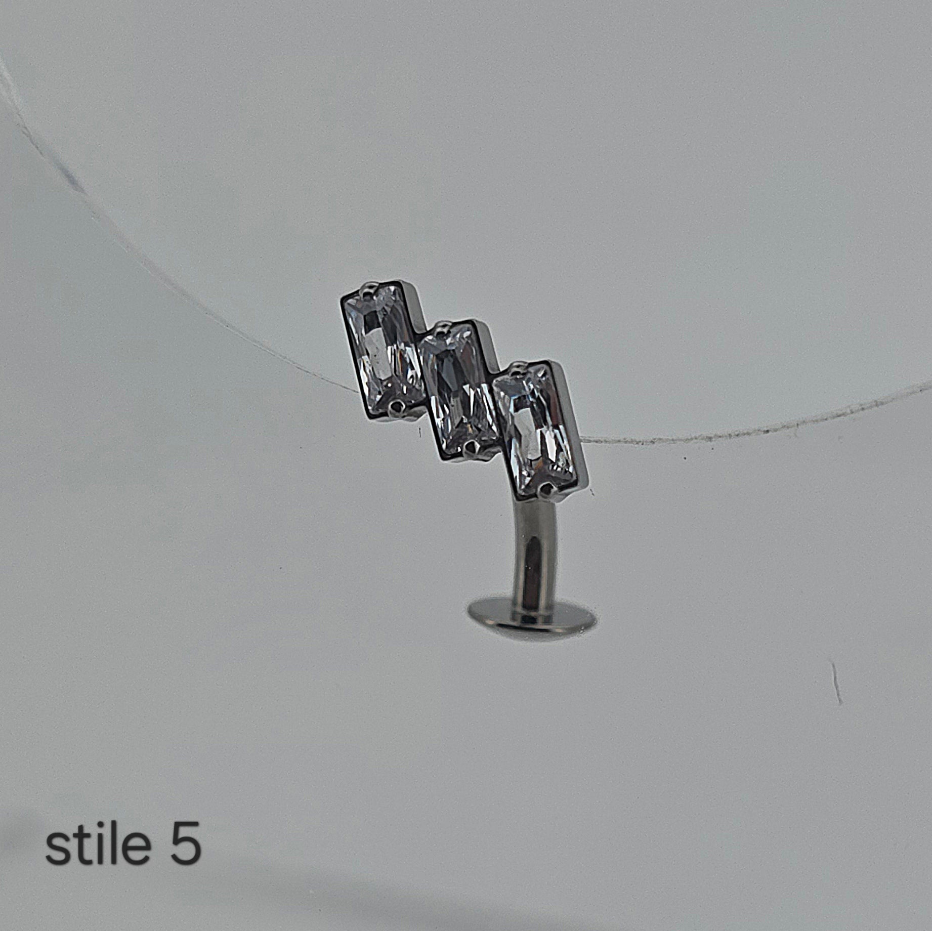 Floating navel T397