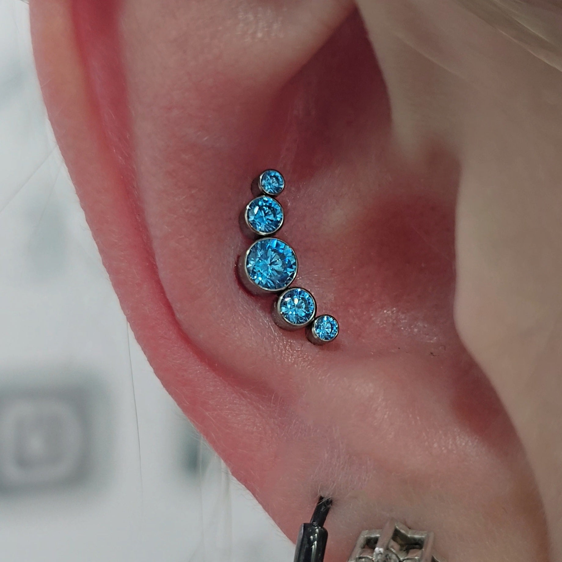 Labret T220 Piercing