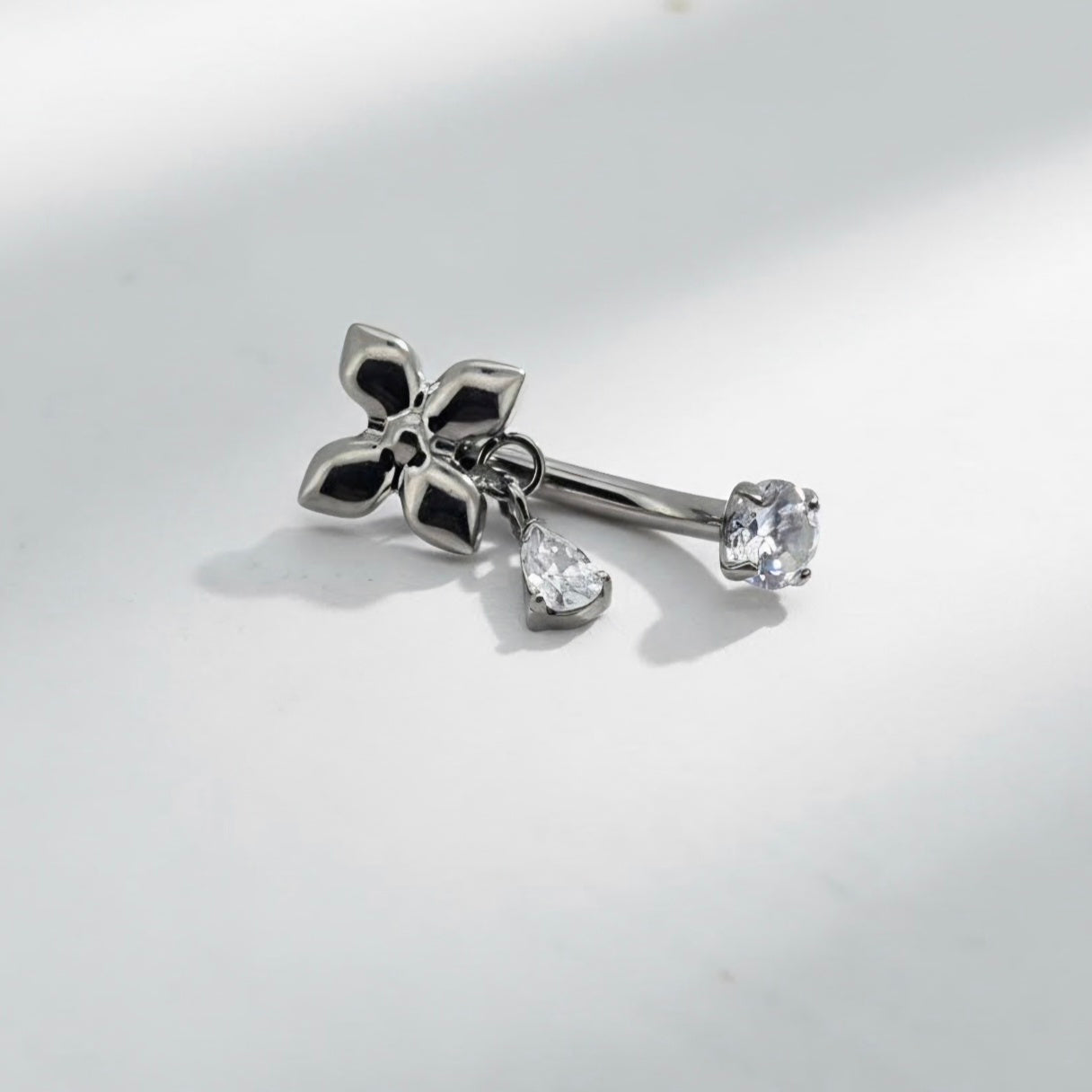 bananina piercing rook titanio