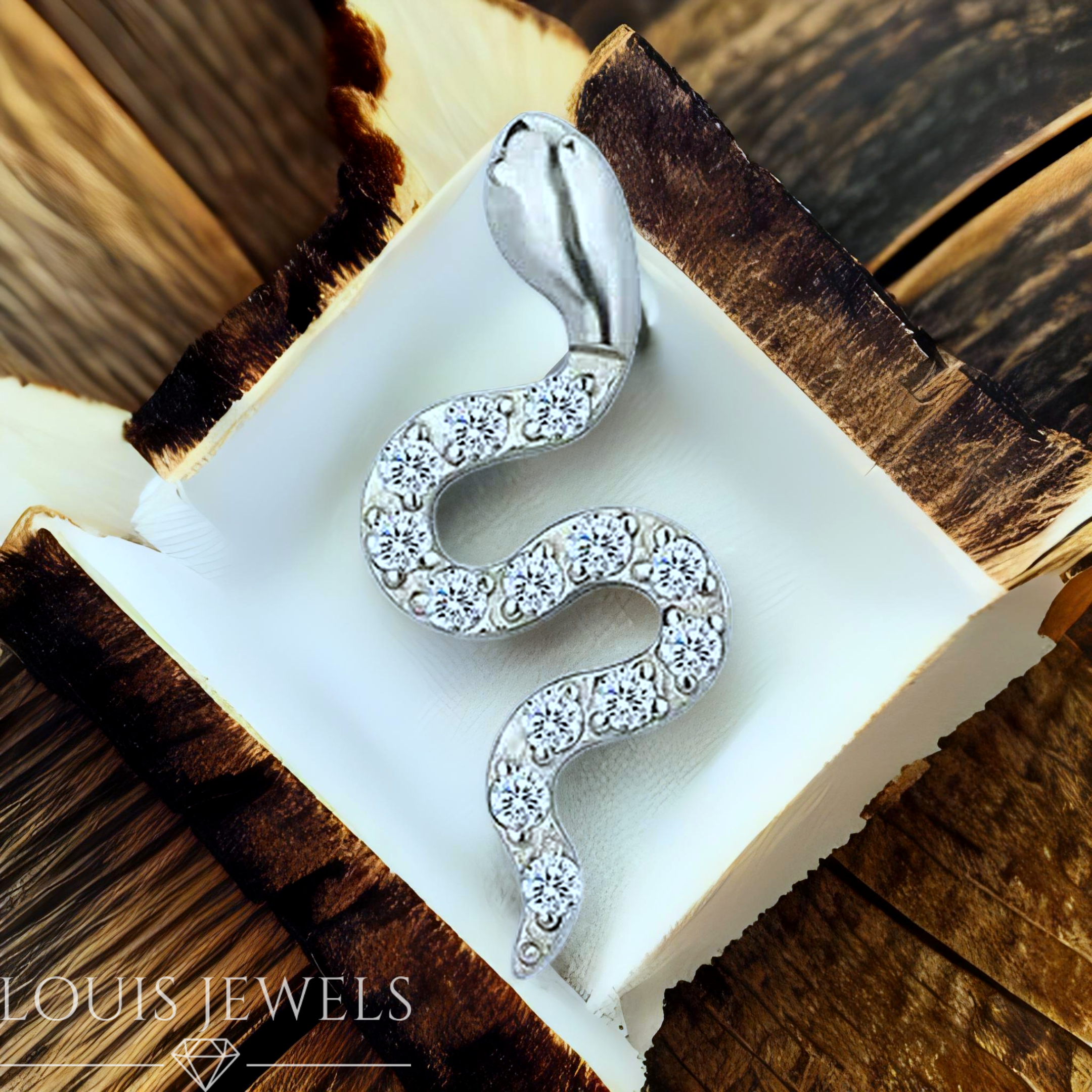 Snake T212 Piercing
