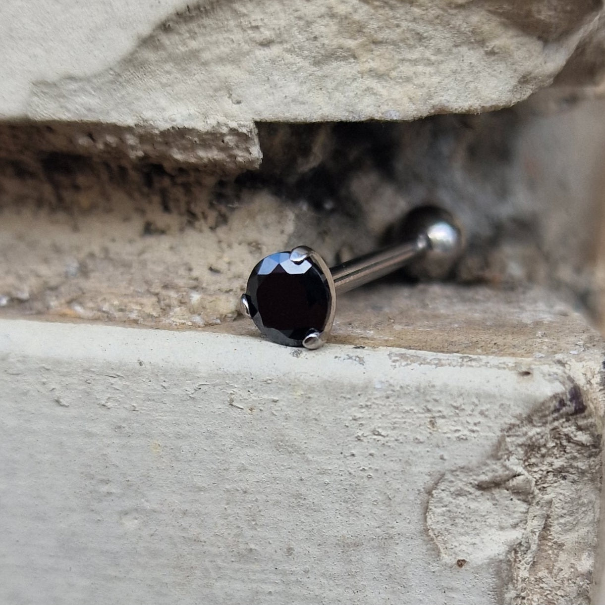 Barbell T183 Piercing