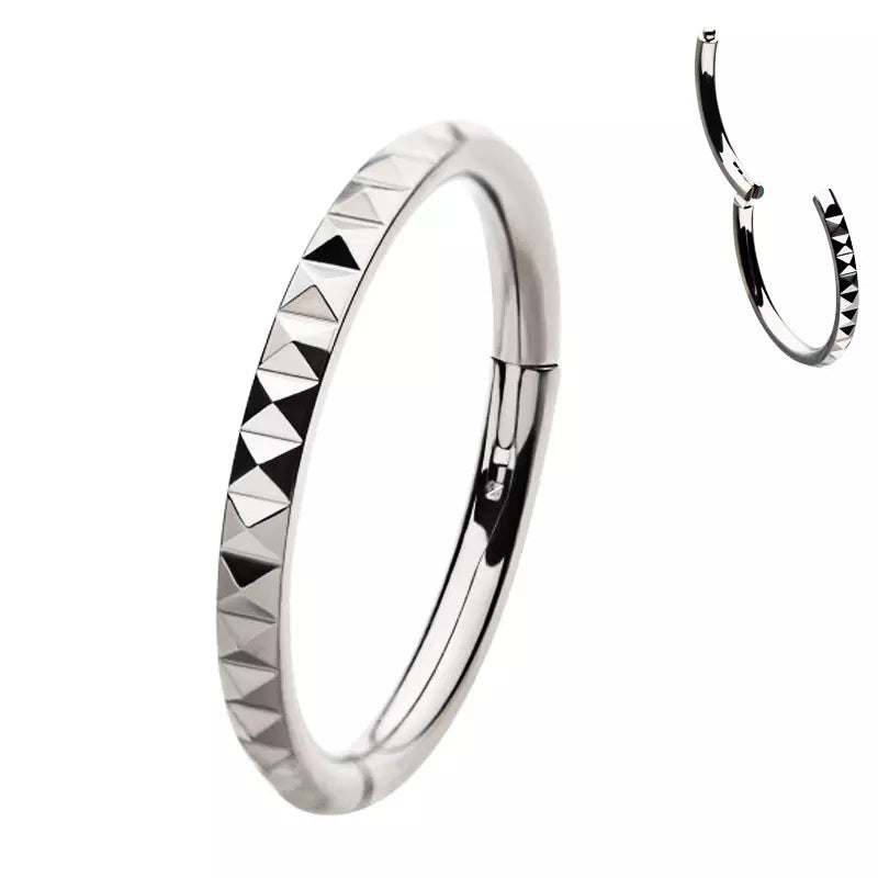 RING T133 Piercing