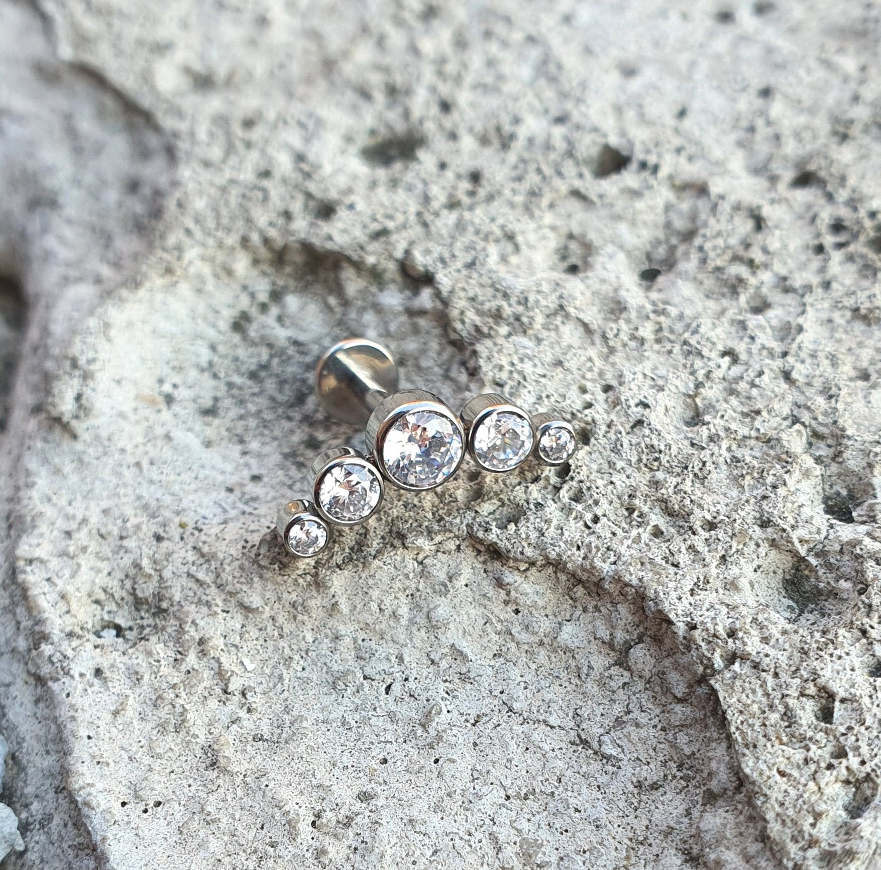 LABRER T044 Piercing