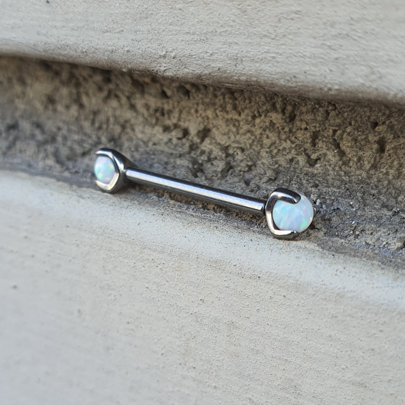 Barbell T083 Piercing