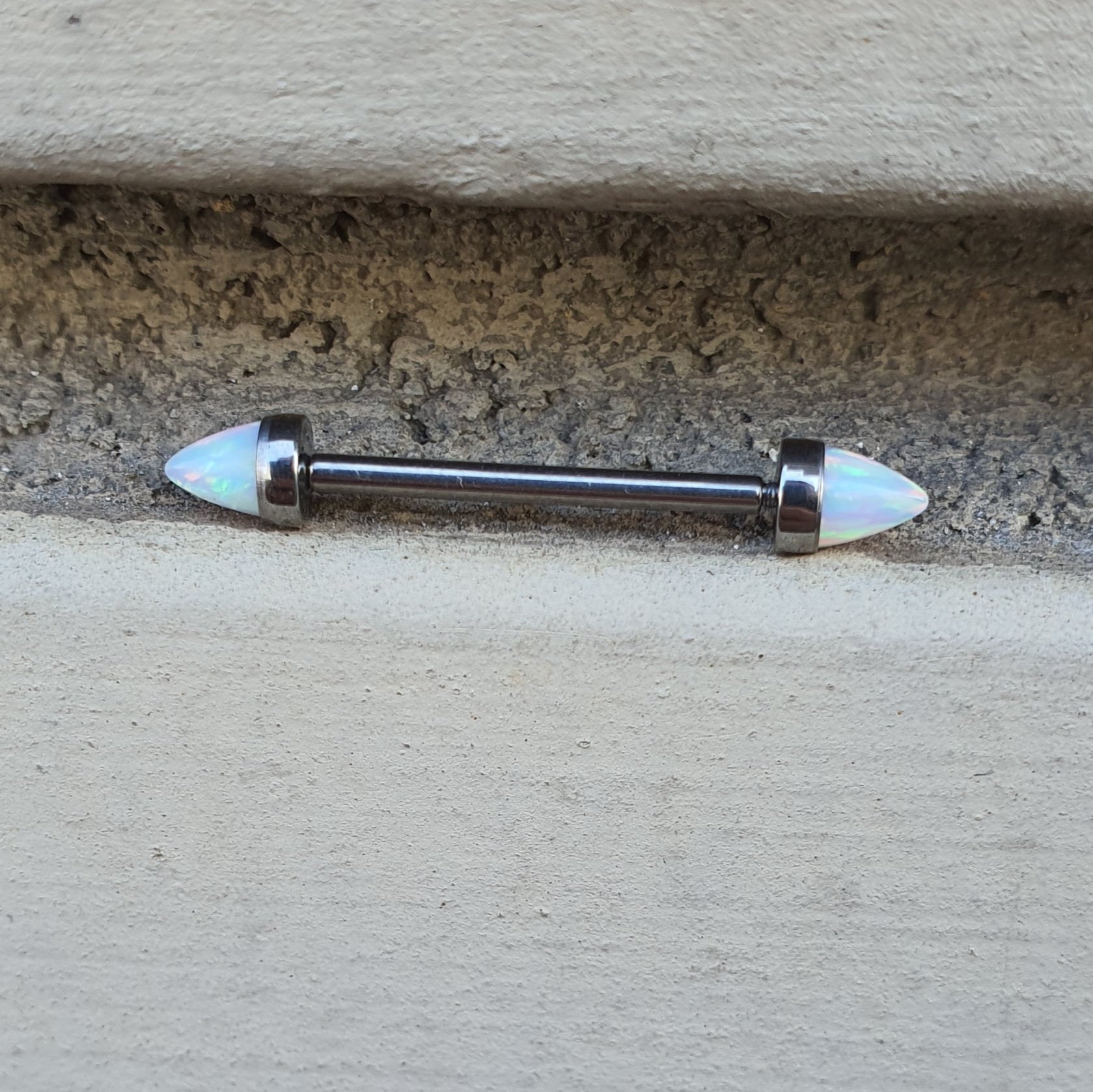 Barbell T082 Piercing