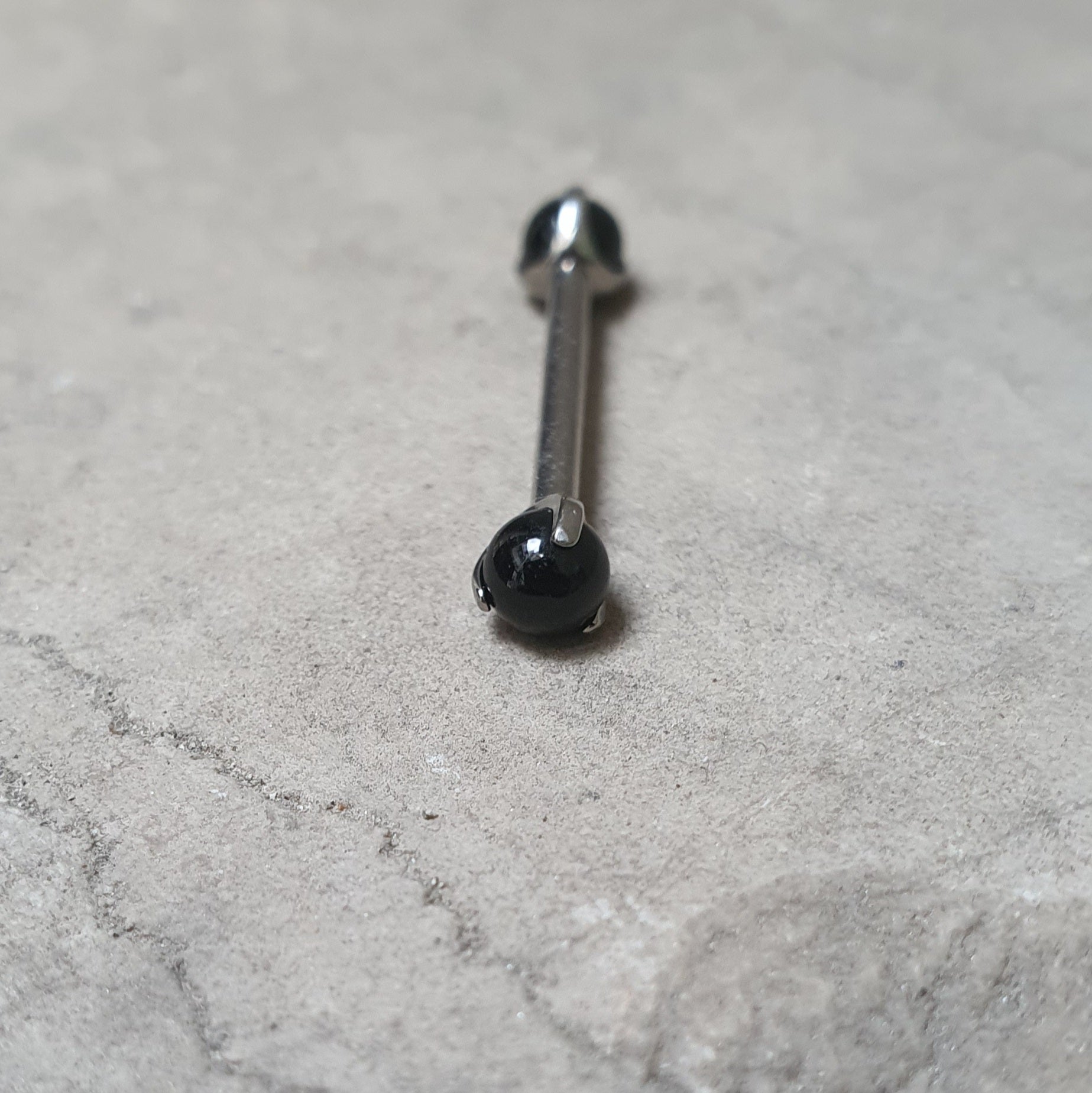Barbell T122 Piercing