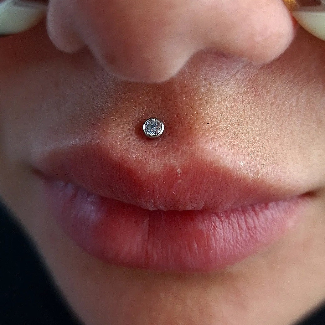 LABRET T058 Piercing