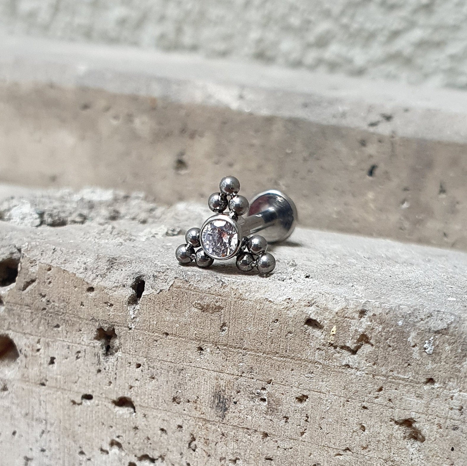 LABRET T102 Piercing