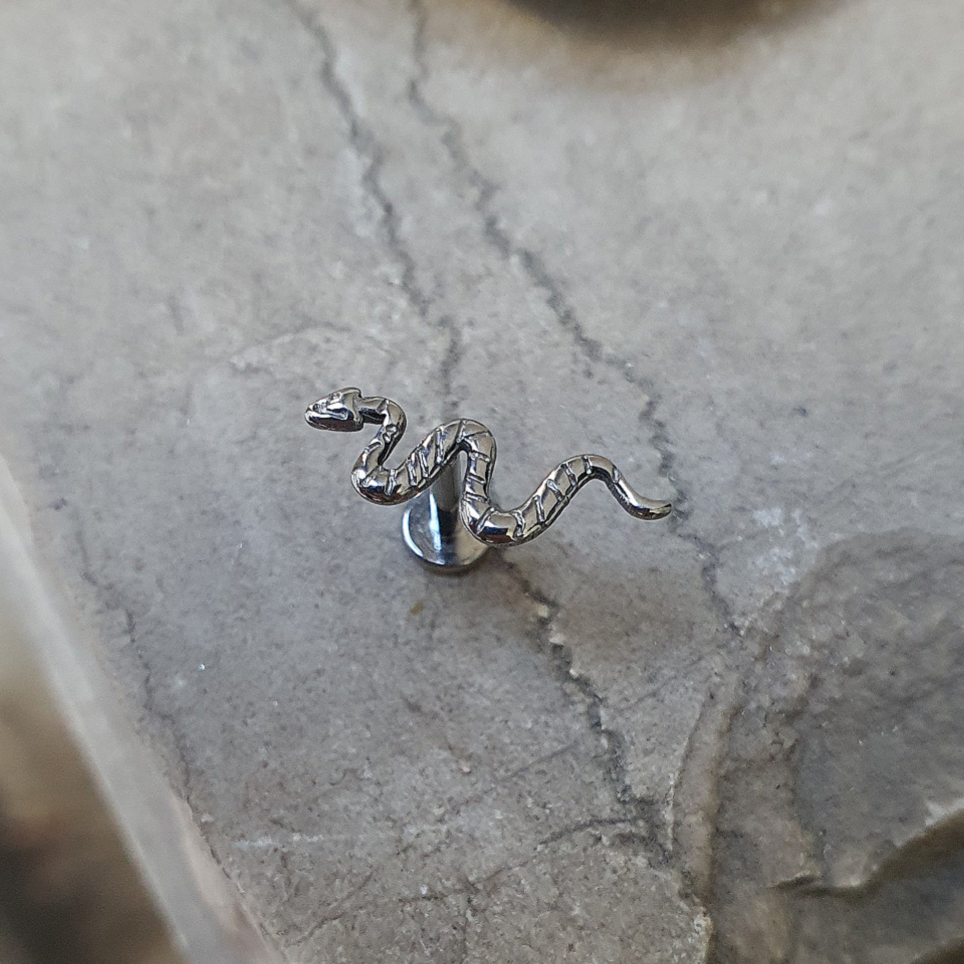 LABRET T148 Piercing