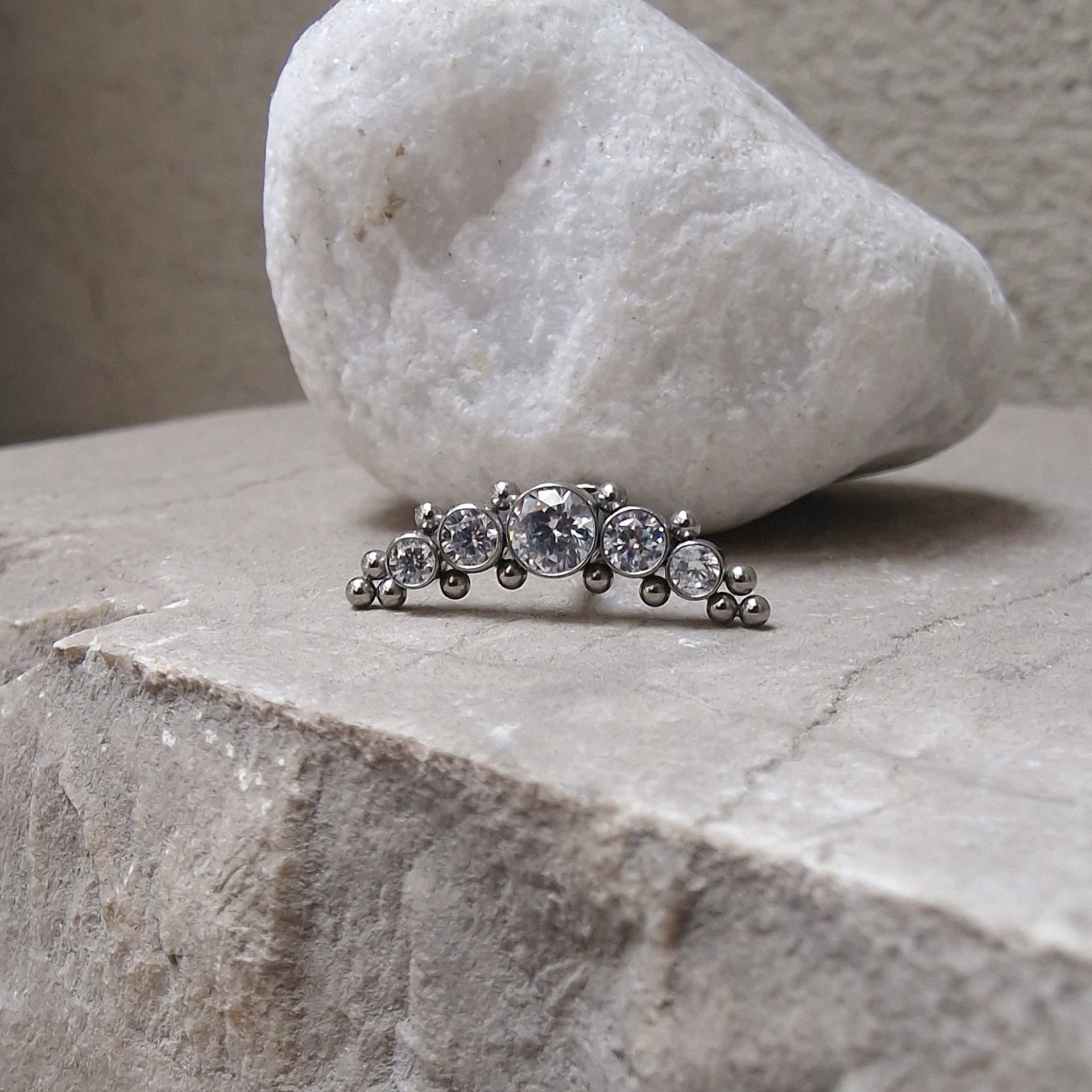 Labret T168 Piercing