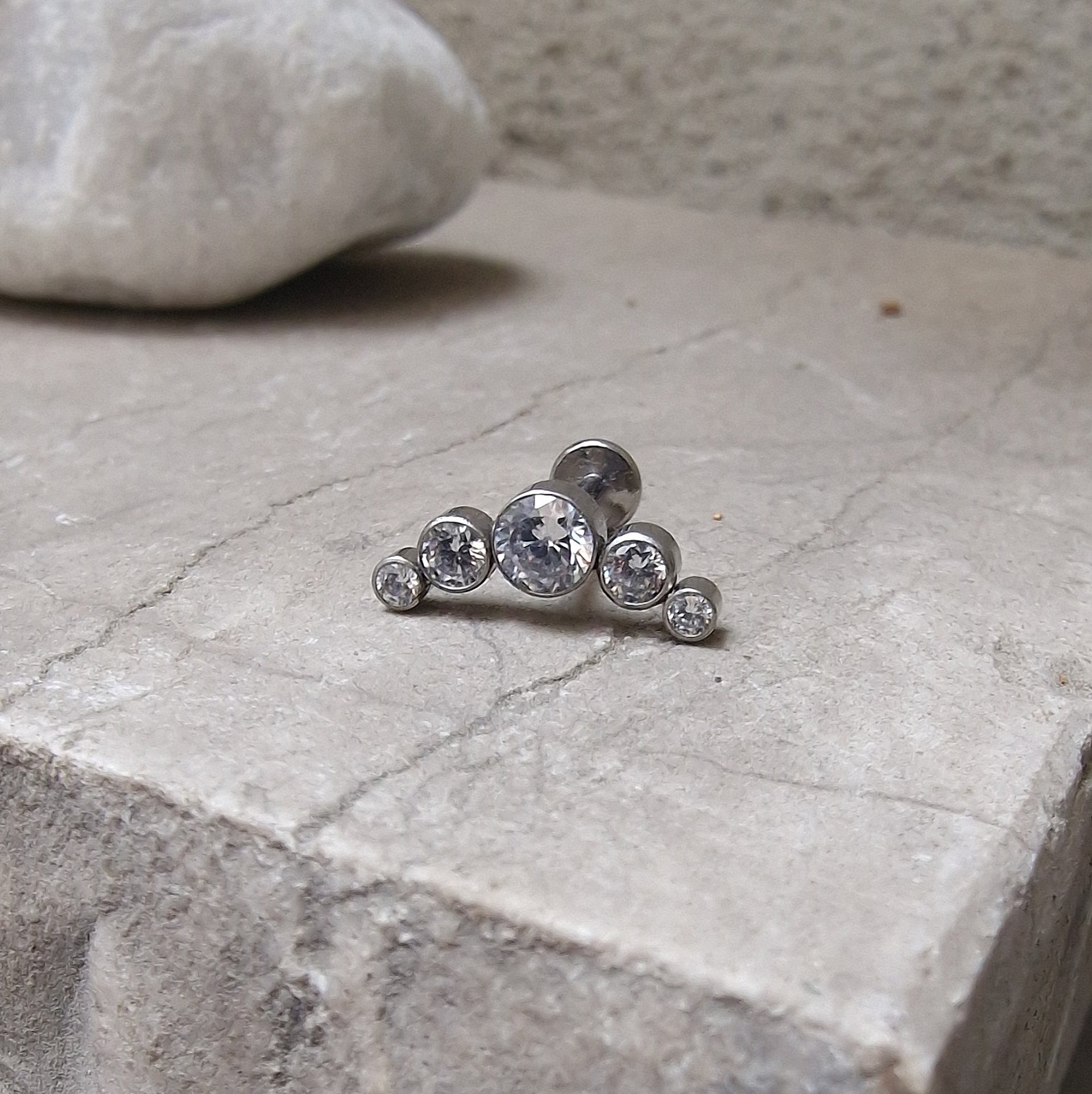 LABRER T044 Piercing