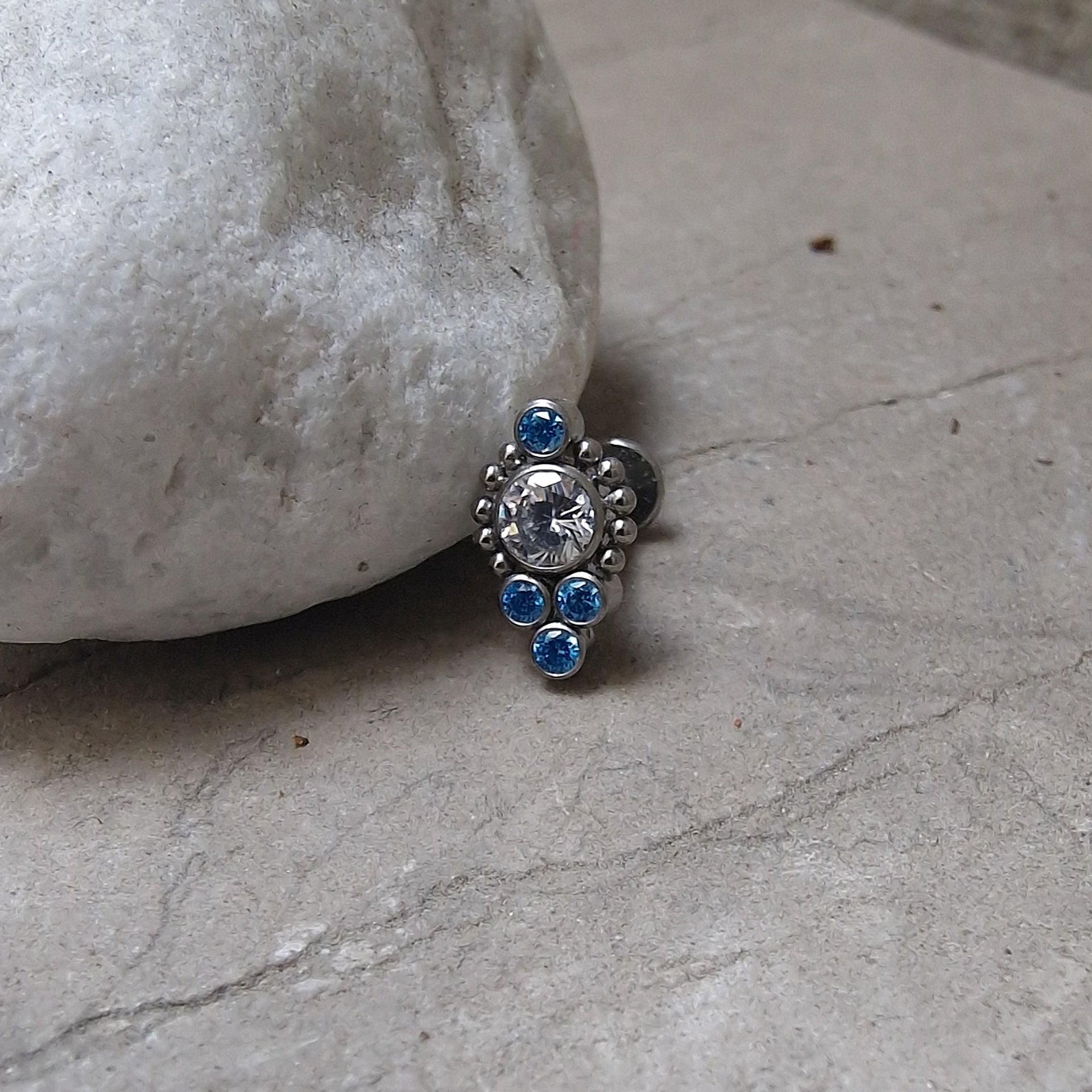 LABRET T093 Piercing
