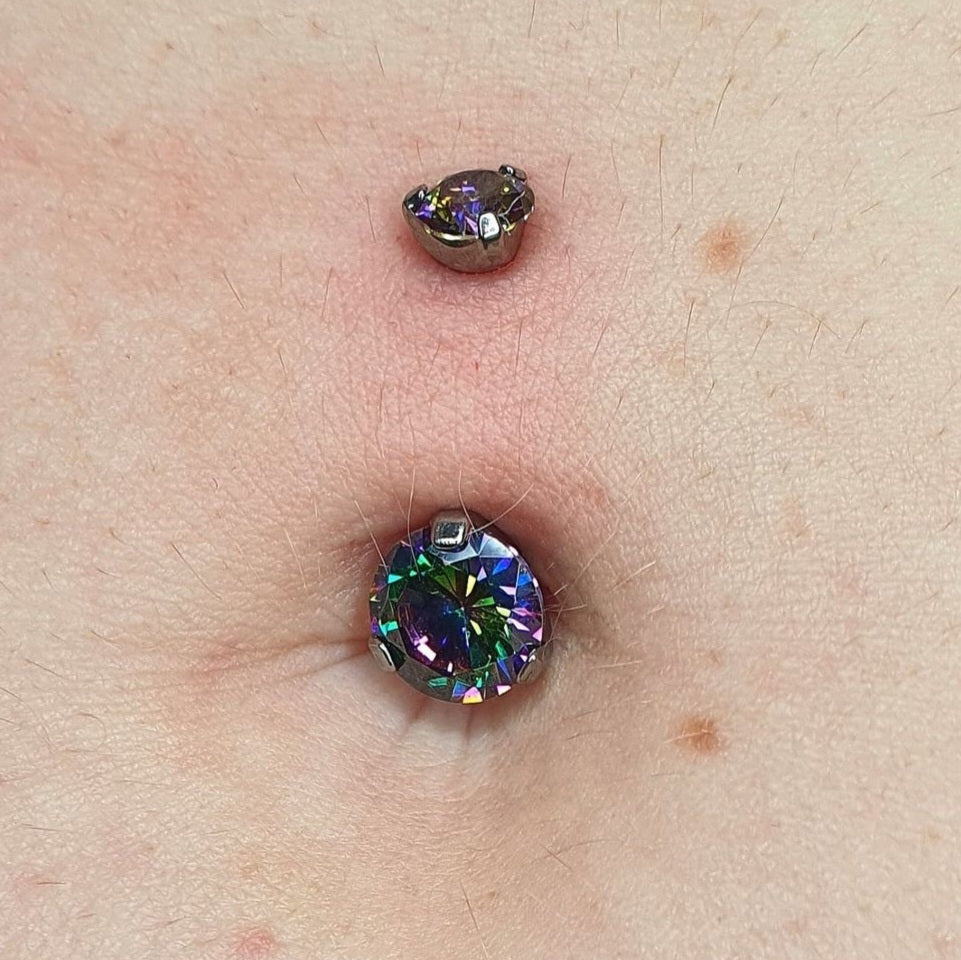 NAVEL T111 Piercing