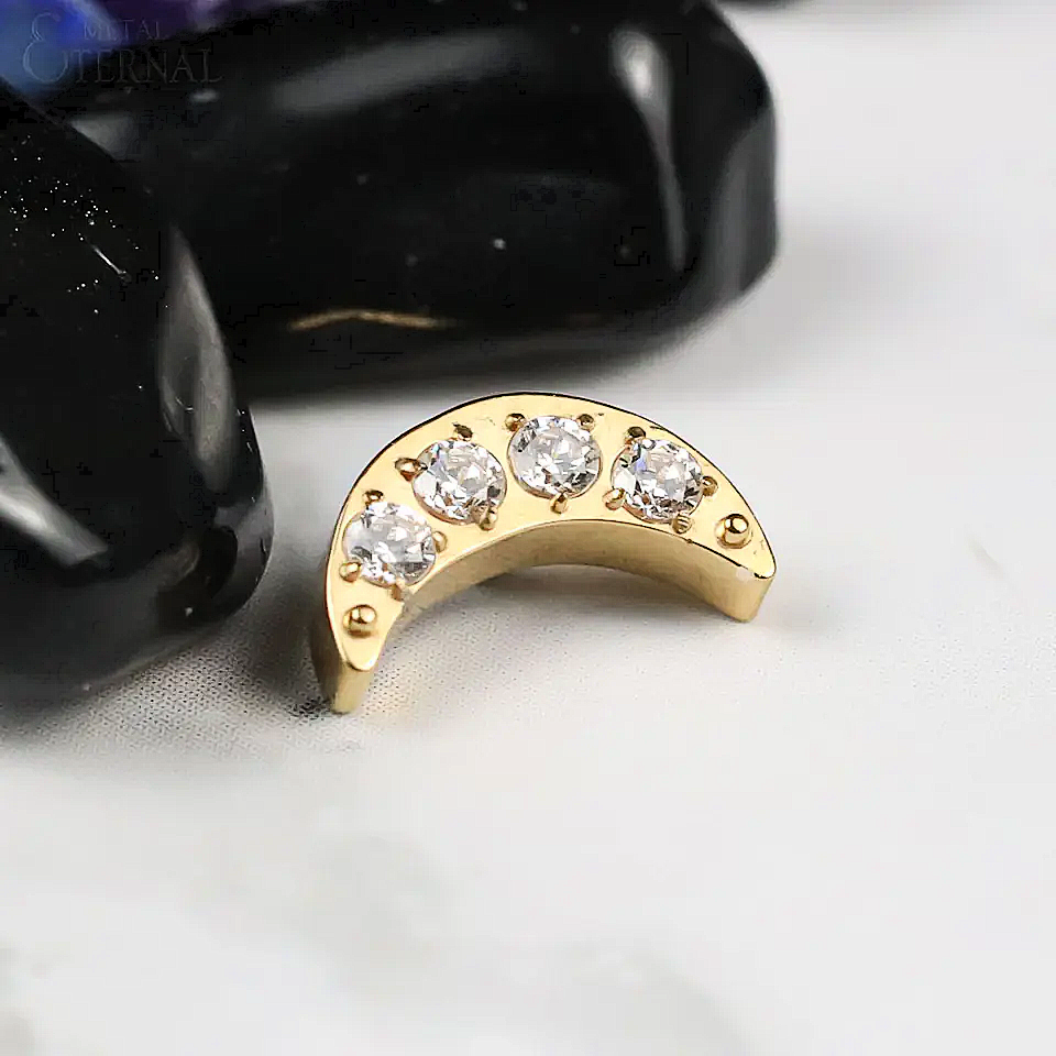 Labret T136 Piercing