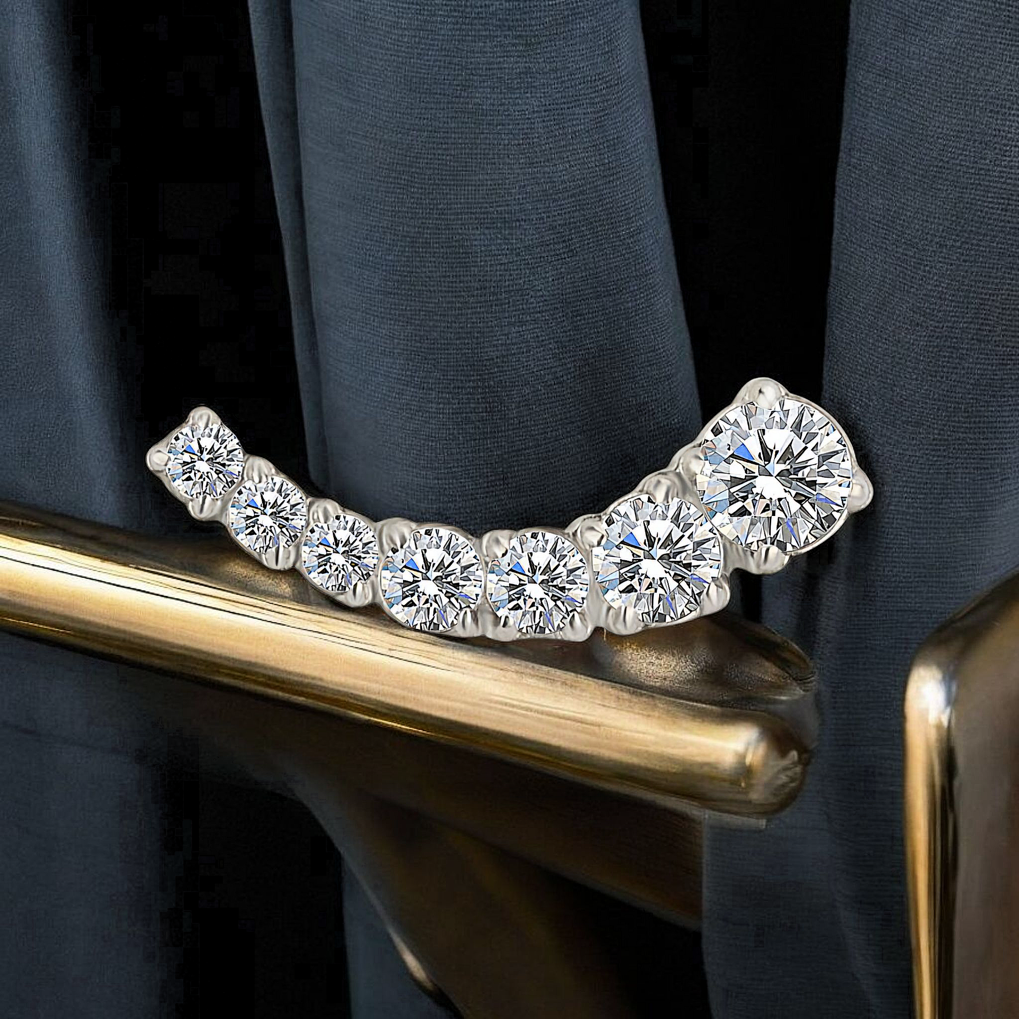 Piercing Labret Curvo con Zirconia Cubica