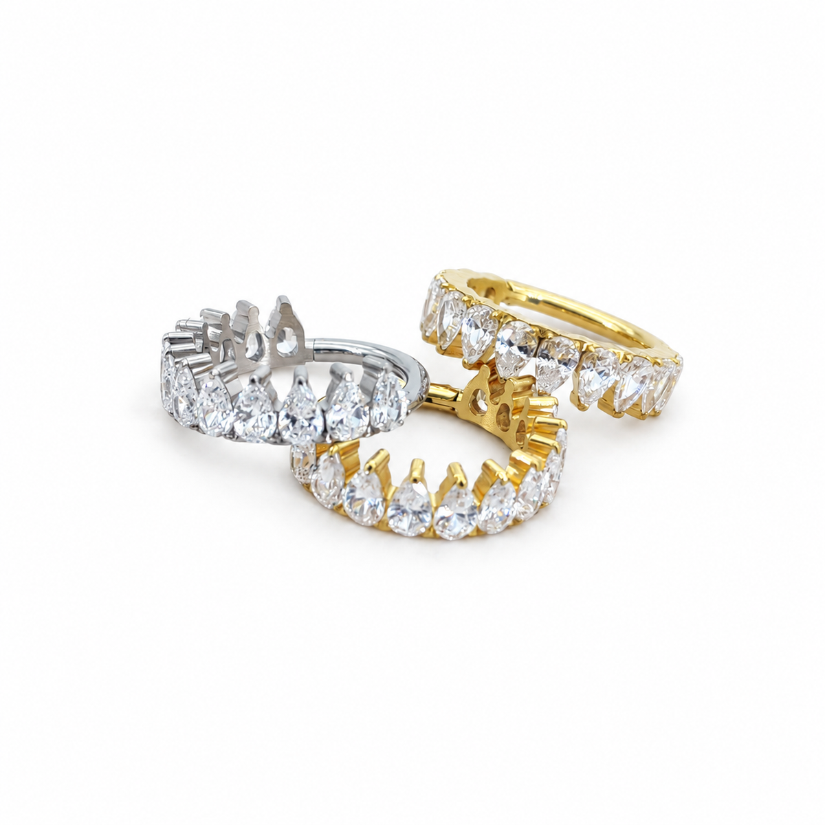 Ring_piercing_in_titanio_con_zirconi_Titanio_Oro
