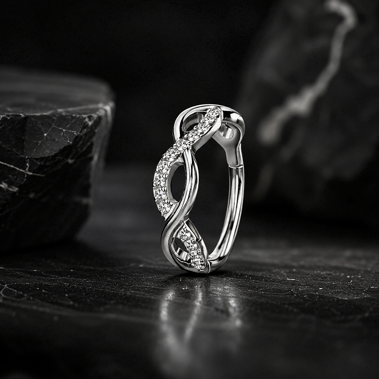 Ring T211