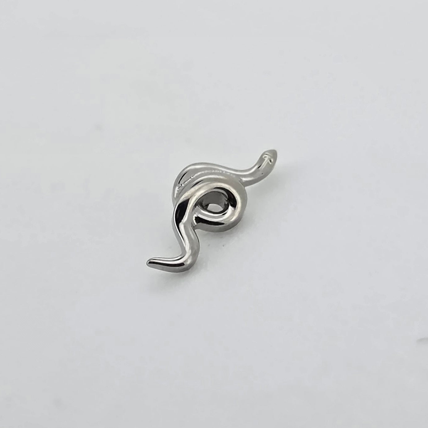 piercing_labret_serpente