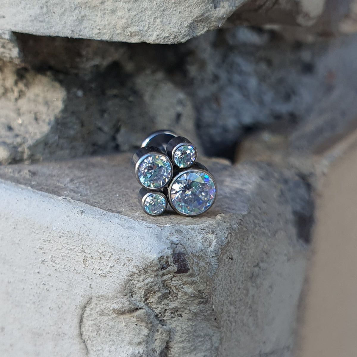 LABRET T029 Piercing