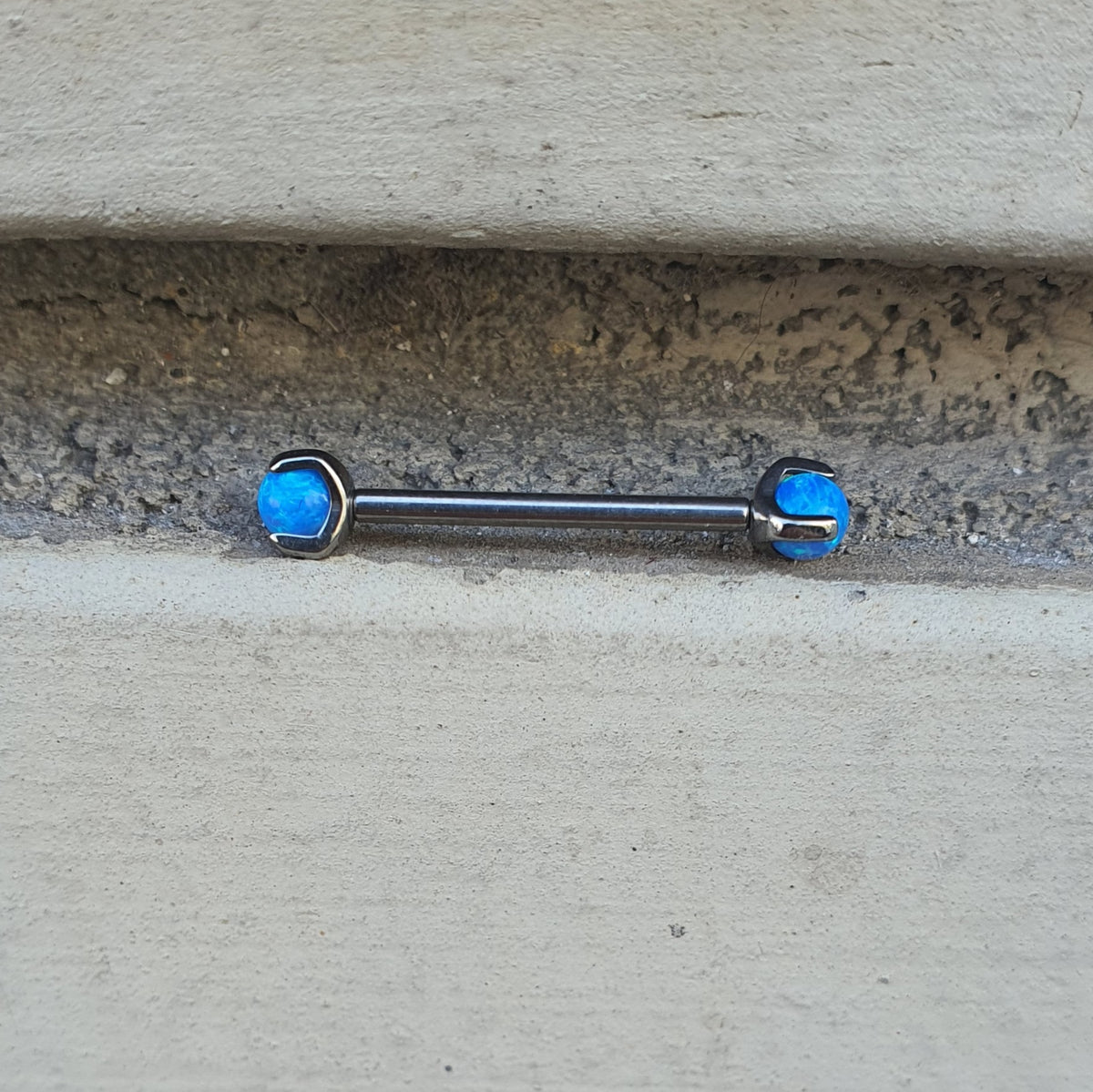 Barbell T083 Piercing