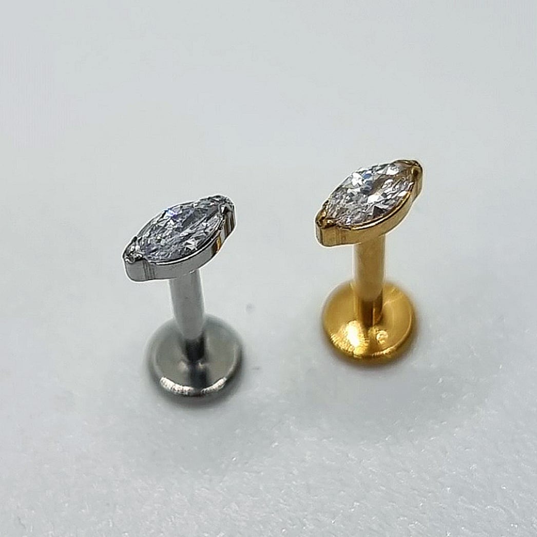 Labret T164 Piercing