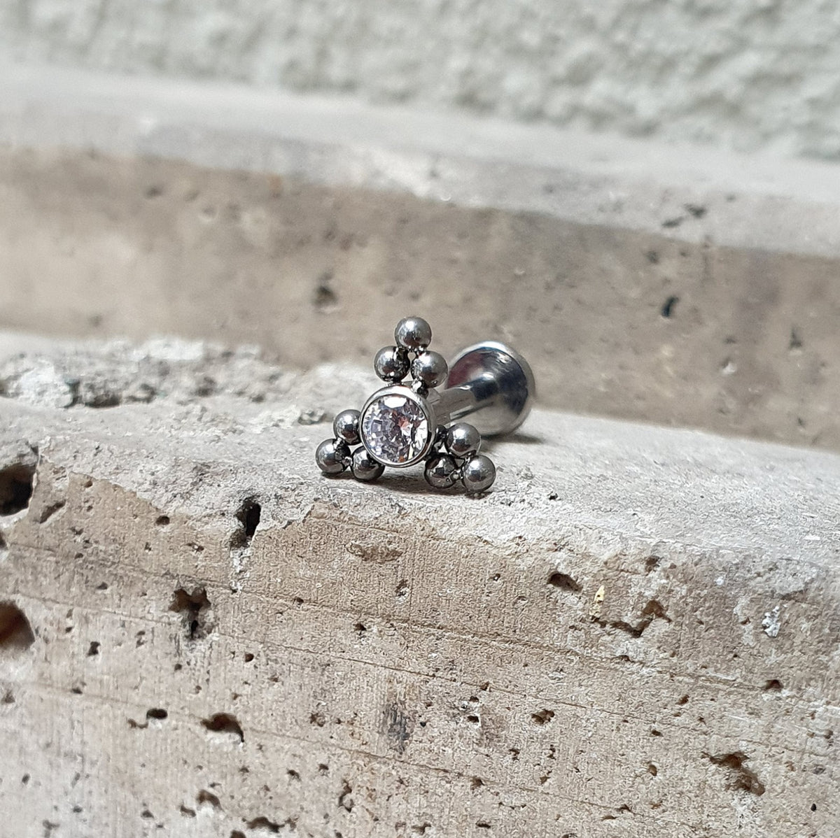 LABRET T102 Piercing