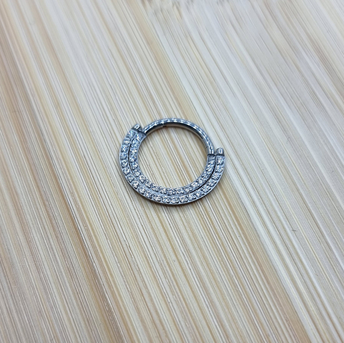 RING T190 Piercing