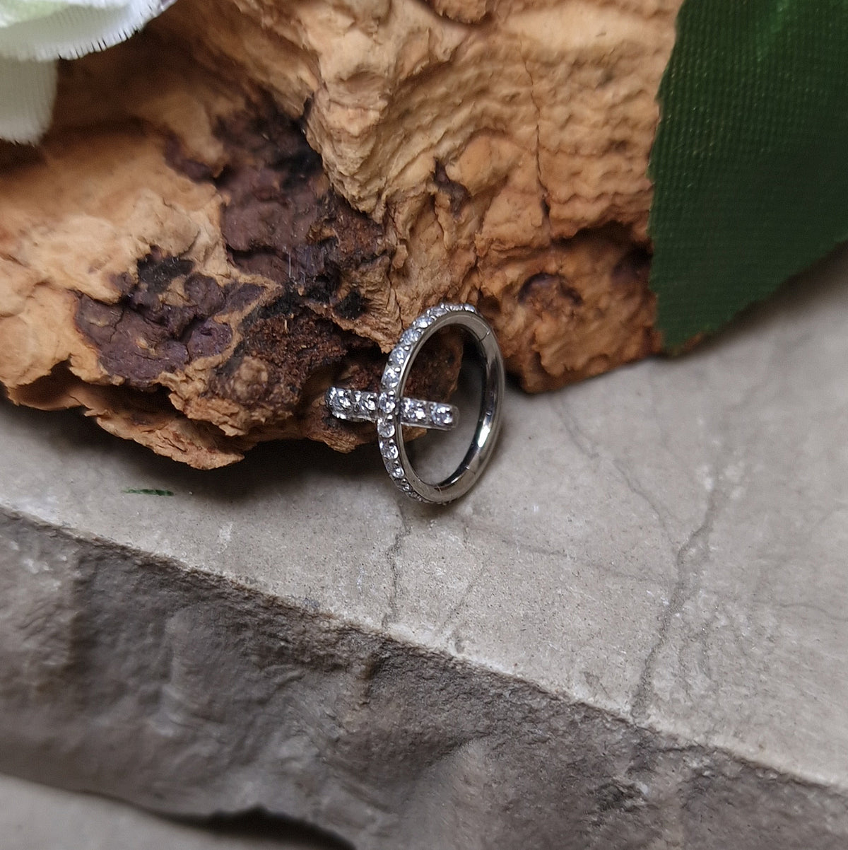 RING T104 Piercing