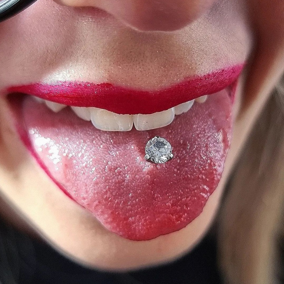 Barbell T183 Piercing