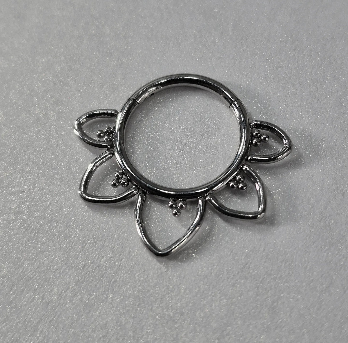 Ring T233 Piercing