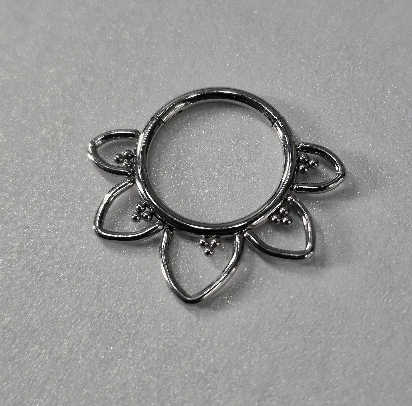 Ring T233 Piercing