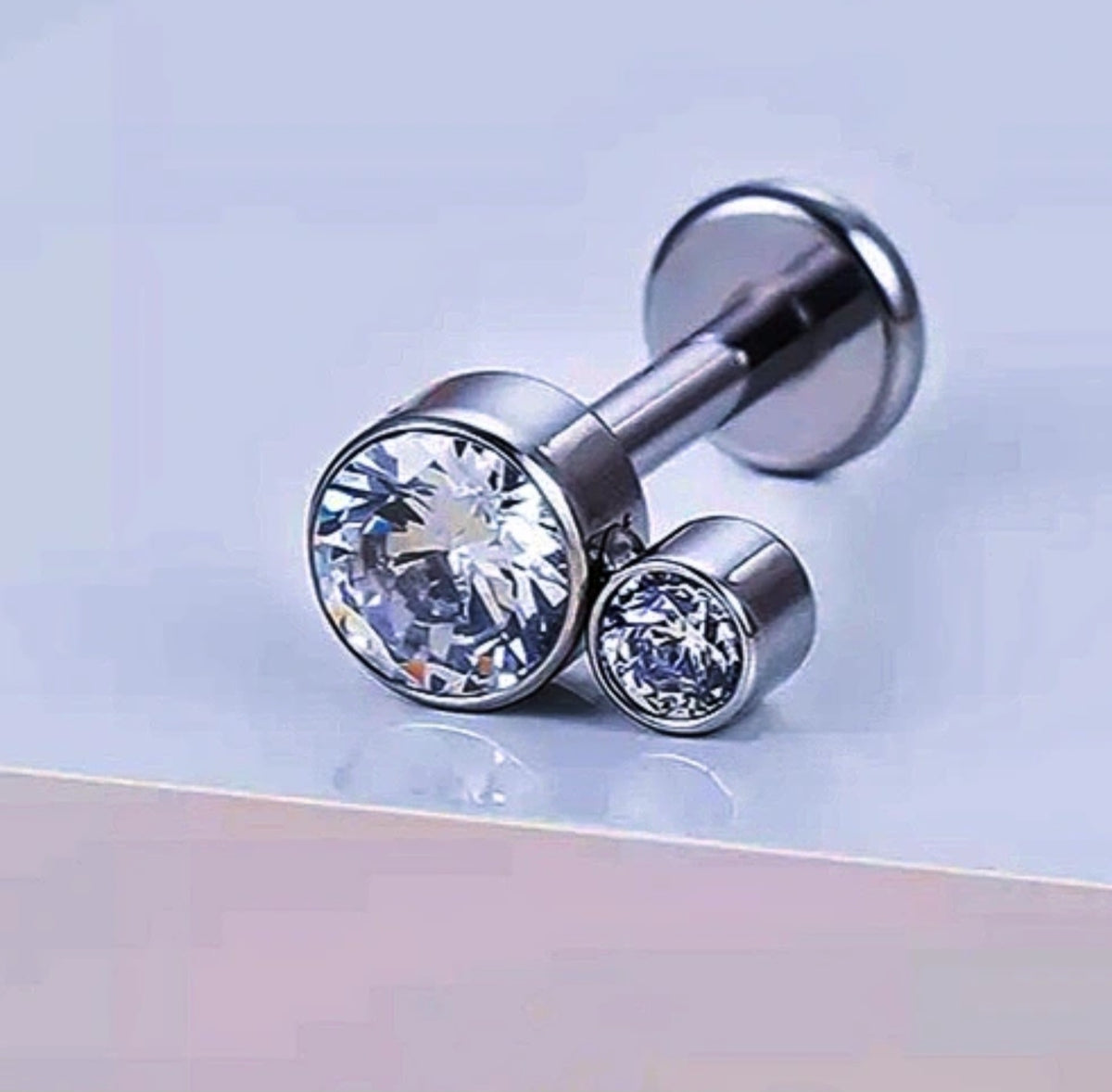 LABRET T086 Piercing