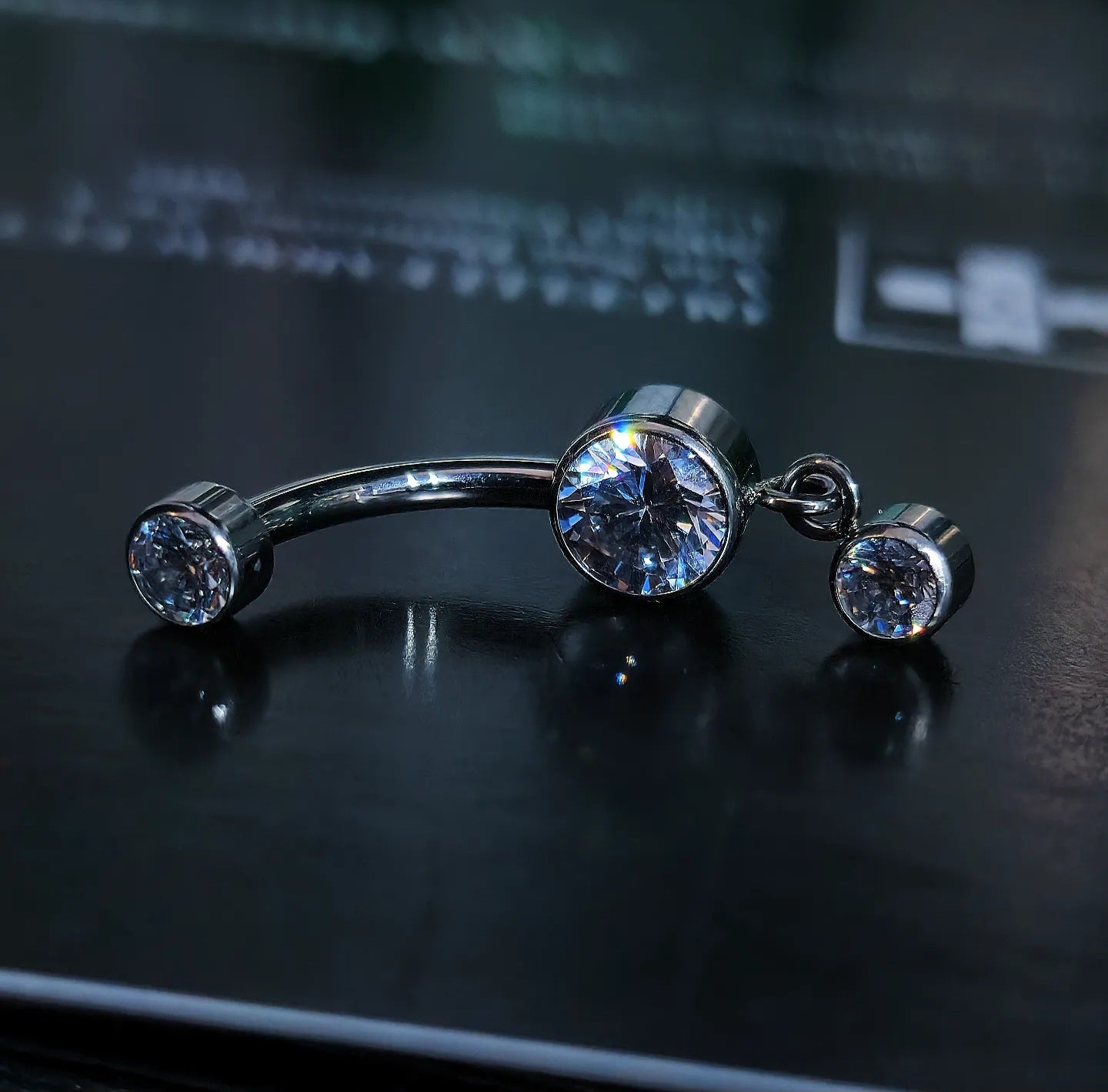 NAVEL T117 Piercing