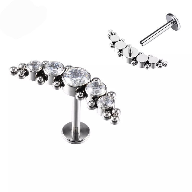 Labret T168 Piercing