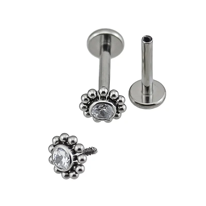 LABRET T194 Piercing